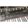 Image 4 : SUZUKI MDG-330 BLACK LACQUER DIGITAL ELECTRIC MINI GRAND PIANO WITH BLUETOOTH, 4.3" COLOR LCD SCREEN