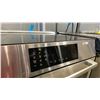 Image 4 : BOSCH MODEL HII8057C. 30" STAINLESS STEEL ELECTRIC SLIDE IN 4 BURNER RANGE WITH