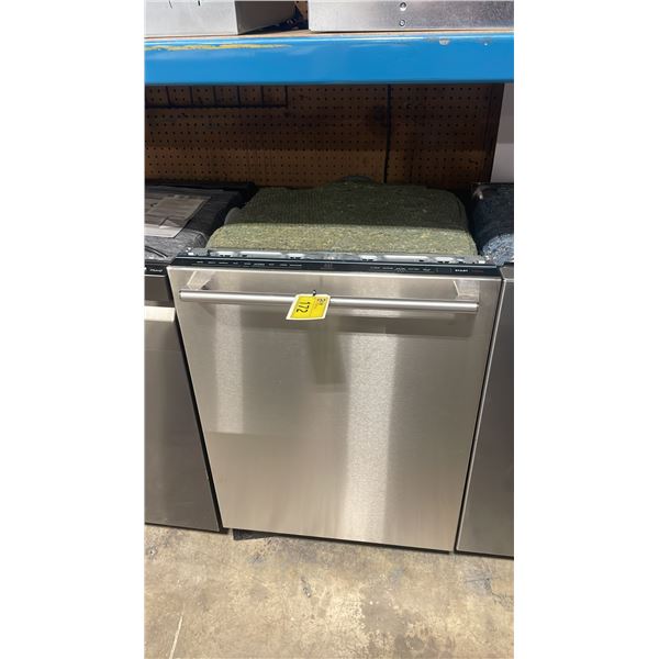 ELECTROLUX MODEL EDSH4944AS. STAINLESS STEEL  24" INTEGRATED CONTROL INSERT DISHWASHER