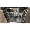 Image 2 : ELECTROLUX MODEL EDSH4944AS. STAINLESS STEEL  24" INTEGRATED CONTROL INSERT DISHWASHER