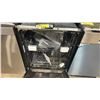 Image 2 : GE MODEL GBT500SSV0SS. STAINLESS STEEL  24" INTEGRATED CONTROL INSERT DISHWASHER