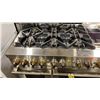 Image 3 : JENNAIR RISE STAINLESS STEEL 48" 6 BURNER DUAL FUEL PROFESSIONAL STYLE RANGE WITH CHROME-INFUSED