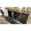 Image 5 : JENNAIR RISE STAINLESS STEEL 48" 6 BURNER DUAL FUEL PROFESSIONAL STYLE RANGE WITH CHROME-INFUSED