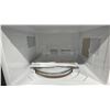 Image 2 : G.E APPLIANCES MODEL JE1140STC. STAINLESS STEEL 1.1 CU FT BUILT IN MICROWAVE OVEN