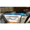 Image 3 : G.E APPLIANCES MODEL JE1140STC. STAINLESS STEEL 1.1 CU FT BUILT IN MICROWAVE OVEN