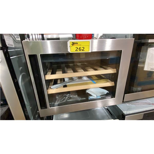 LIEBHERR MODEL HWS1800. 24" 18 BOTTLE BUILT IN WINE CABINET