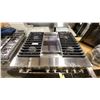 Image 3 : JENNAIR JGRP536HM. NOIR 36" STAINLESS STEEL 4 BURNER GAS RANGE WITH CENTER GRIDDLE, SMART OVEN