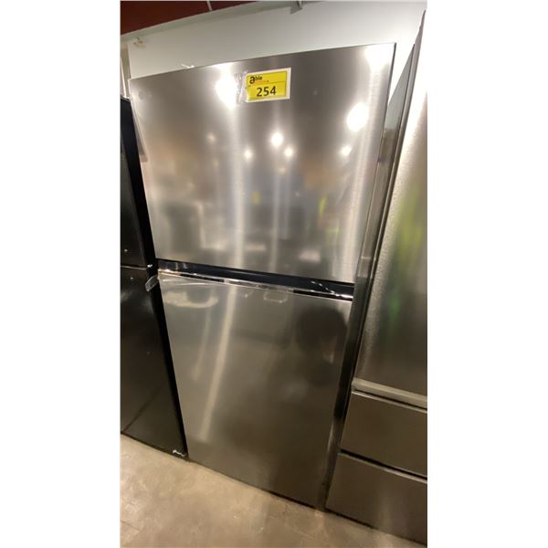 LG MODEL LT13C2000V. 13.2 CU FT 24" STAINLESS STEEL TOP FREEZER REFRIGERATOR