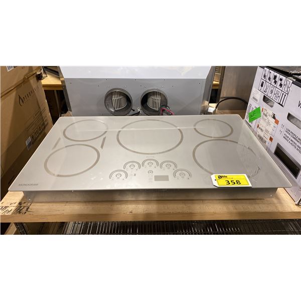 MONOGRAM MODEL ZHU36RSTSS. 36" INDUCTION COOKTOP