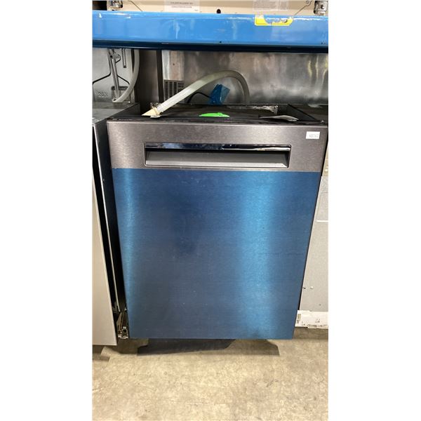 BOSCH MODEL SHP78CM4N. 800 SERIES BLACK STAINLESS STEEL 42 DBA SMART DISHWASHER