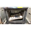 Image 3 : BOSCH MODEL HBE5453UC. 500 SERIES 24" 2.8 CU FT SINGLE WALL OVEN WITH 10 COOKING MODES, TRUE