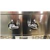 Image 4 : SMEG MODEL KT90XU. 36" 600 CFM STAINLESS STEEL WALL MOUNT CHIMNEY RANGE HOOD WITH