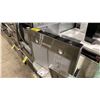 Image 2 : GE PROFILE  MODEL PVWC924S1SV. 24" WALL MOUNT STAINLESS STEEL CHIMNEY RANGE HOOD WITH