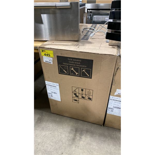 VENMAR MODEL VCS50030SS. 30" 550 CFM PYRAMID CHIMNEY STYLE WALL MOUNT RANGE HOOD *IN BOX*