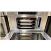 Image 3 : BOSCH MODEL HSLP451UC. BENCHMARK SERIES 30" STAINLESS STEEL BUILT IN STEAM CONVECTION OVEN WITH DUAL