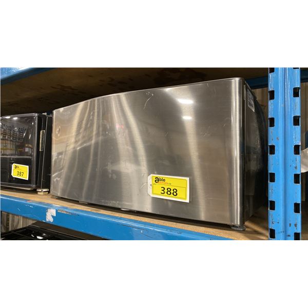 LG MODEL WD200CV. GRAPHITE STEEL TWINWASH SIDEKICK PEDESTAL WASHER *SMALL DENTS/SCRATCHES ON FRONT*