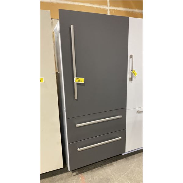LIEBHERR MODEL HCB2090. 36" BUILT-IN BOTTOM FREEZER REFRIGERATOR WITH BIOFRESH