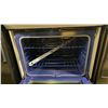 Image 5 : ELECTROLUX MODEL EW30DS8CRS. STAINLESS STEEL SLIDE IN DUAL FUEL 5 BURNER RANGE STOVE