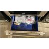 Image 6 : ELECTROLUX MODEL EW30DS8CRS. STAINLESS STEEL SLIDE IN DUAL FUEL 5 BURNER RANGE STOVE
