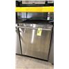 Image 1 : MONOGRAM MODEL ZDT985SPNSS. 24" 39 DBA SMART ULTRA QUIET BUILT IN STAINLESS STEEL DISHWASHER WITH