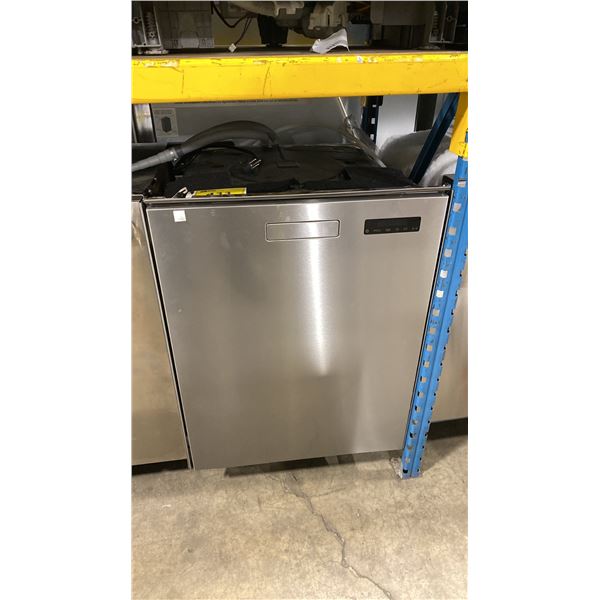 ASKO MODEL DB1364LS. 24" 42 DBA STAINLESS STEEL XL BUILT IN DISHWASHER WITH 9 WASH CYCLES,