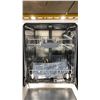 Image 2 : BOSCH MODEL SHEM53Z25C. 300 SERIES 24" 46 DBA STAINLESS STEEL BUILT IN DISHWASHER WITH PRECISION