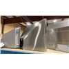Image 3 : G.E APPLIANCES MODEL JVW5301SJSSC. 30" 350 CFM STAINLESS STEEL WALL MOUNT PYRAMID CHIMNEY RANGE HOOD
