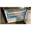 Image 3 : GE MODEL GBE17HYRFS STAINLESS STEEL COUNTER DEPTH BOTTOM FREEZER REFRIGERATOR