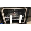Image 3 : MIDEA MODEL MER30B14ASTC STAINLESS STEEL & BLACK GLASS TOP RANGE