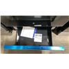 Image 4 : GE MODEL JCB635STSS. STAINLESS STEEL & BLACK GLASS TOP RANGE
