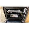 Image 4 : UNIQUE MODEL UPG-24VPC1 S/S. 24" PRESTIGE CONVECTION GAS RANGE *MISSING BURNER GRATES*