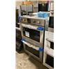 Image 2 : FRIGIDAIRE MODEL FPET3077RFG. 30" STAINLESS STEEL BUILT IN DOUBLE OVEN