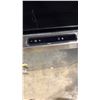 Image 3 : MARVEL MODEL ML24BCG1RS. 24" UNDERCOUNTER BEVERAGE CENTER WITH 3-IN-1 CONVERTIBLE SHELVING
