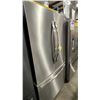 Image 2 : FRIGIDAIRE 36" STAINLESS STEEL FRENCH DOOR REFRIGERATOR WITH ICE MAKER