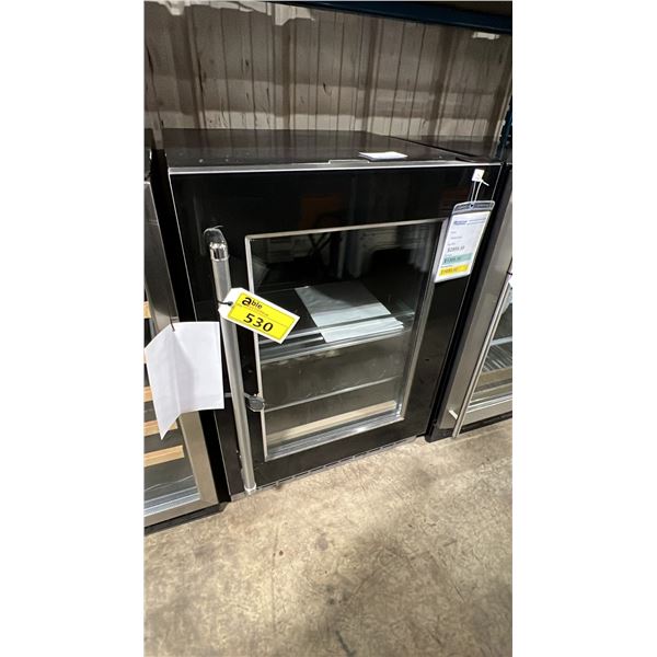 SILHOUETTE MODEL SRVBC050R. RESERVE SERIES 24" BEVERAGE CENTER