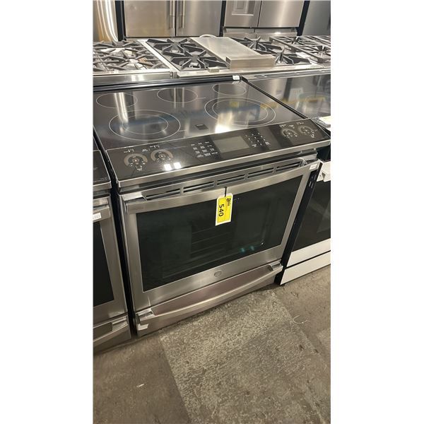 G.E APPLIANCES MODEL PSS93YPFS. 30" 5.3 CU FT SMART SLIDE IN ELECTRIC RANGE WITH 5 ELEMENTS,