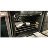 Image 4 : G.E APPLIANCES MODEL PSS93YPFS. 30" 5.3 CU FT SMART SLIDE IN ELECTRIC RANGE WITH 5 ELEMENTS,