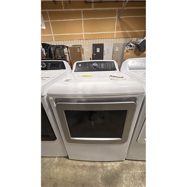 GE MODEL GTD68EBMRWS. WHITE FRONT LOAD 7.4 CU FT ELECTRIC SENSOR TUMBLE DRYER
