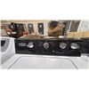 Image 2 : MAYTAG COMMERCIAL MODEL MVWP586GW. WHITE TOP LOAD WASHING MACHINE