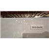 Image 2 : FRIGIDAIRE MODEL FFTR1835VW. 18 CU FT WHITE TOP FREEZER REFRIGERATOR
