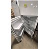 Image 4 : FRIGIDAIRE MODEL FFTR1835VW. 18 CU FT WHITE TOP FREEZER REFRIGERATOR