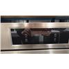 Image 4 : FRIGIDAIRE PCWM3080AF. 30" PROFESSIONAL SERIES STAINLESS STEEL BUILT IN DUAL WALL OVEN WITH