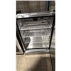 Image 2 : BULL MODEL 13700. SS SERIES 24" PREMIUM STAINLESS STEEL OUTDOOR REFRIGERATOR