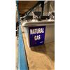 Image 6 : CAPITAL MODEL MCT365GS. 36" 5 BURNER STAINLESS STEEL GAS COOKTOP