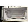 Image 2 : G.E APPLIANCES MODEL PREM10BFC. COMPACT 1.1 CU. FT. COUNTERTOP MICROWAVE OVEN