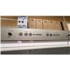 Image 4 : BOSCH 500 SERIES MODEL B11CB50SSS. 24" STAINLESS STEEL BOTTOM FREEZER REFRIGERATOR