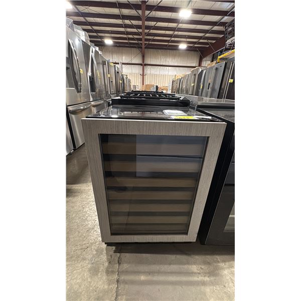 MONOGRAM MODEL ZDWI240HII. 24" PANEL READY WINE REFRIGERATOR WITH ELECTRONIC CONTROLS
