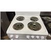 Image 2 : DANBY MODEL DERM240WC. WHITE 24" FREESTANDING ELECTRIC RANGE