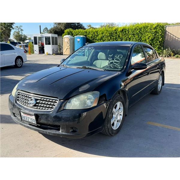 NISS ALTIMA 2005 SALV T/DONATION