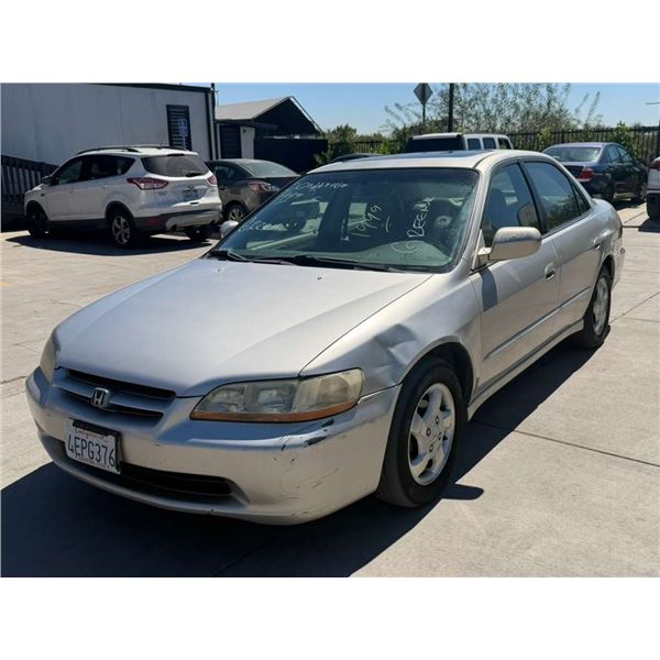 HOND ACCORD 1999 T-DONATION